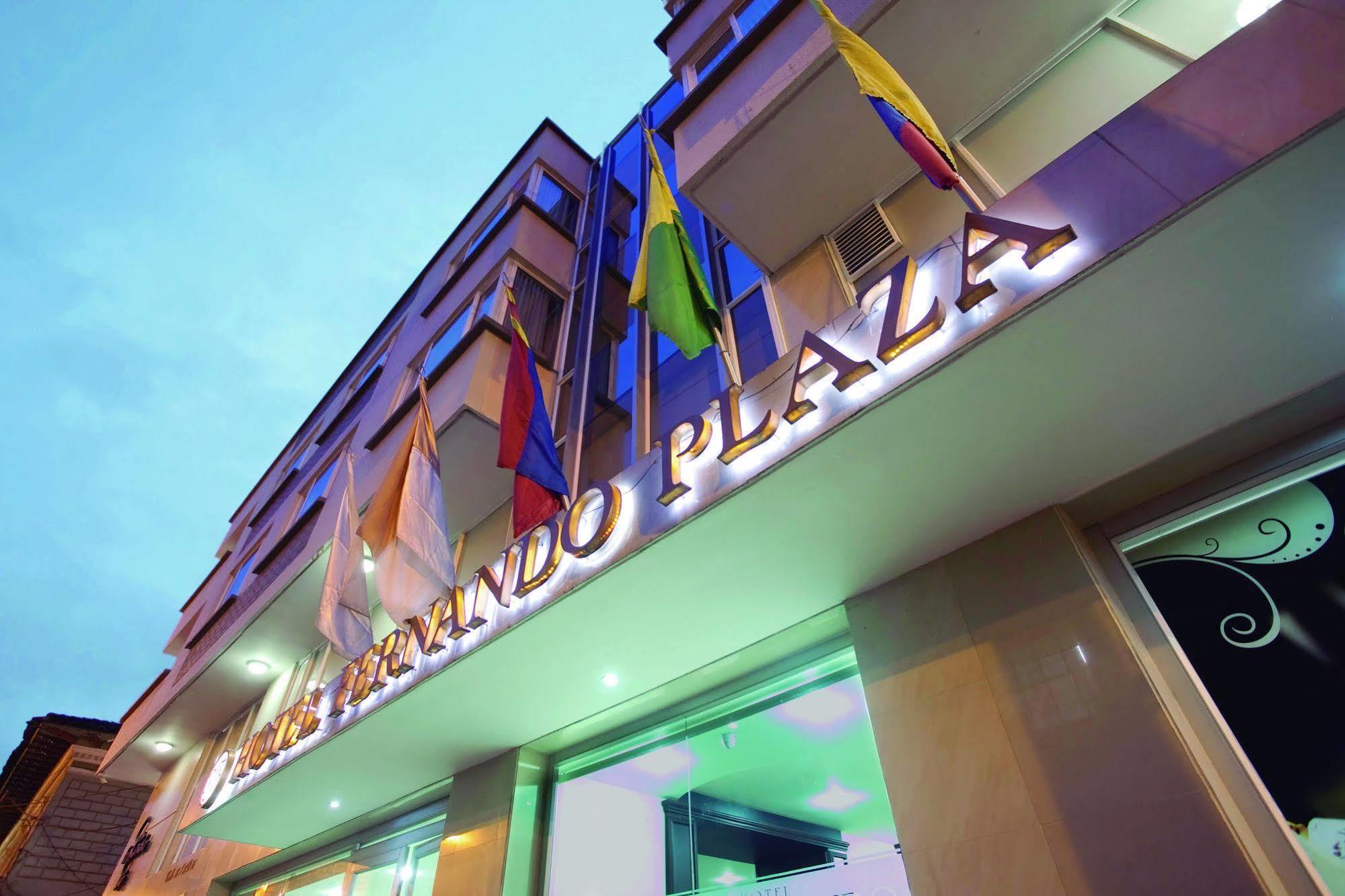 פאסטו Hotel Fernando Plaza מראה חיצוני תמונה